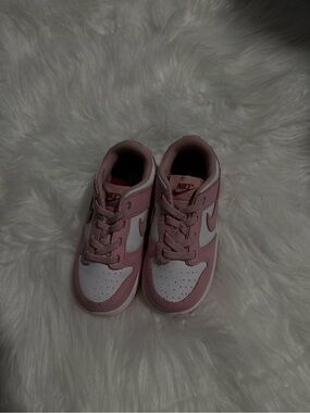 Nike Kids Pink and White Low-Top Sneakers